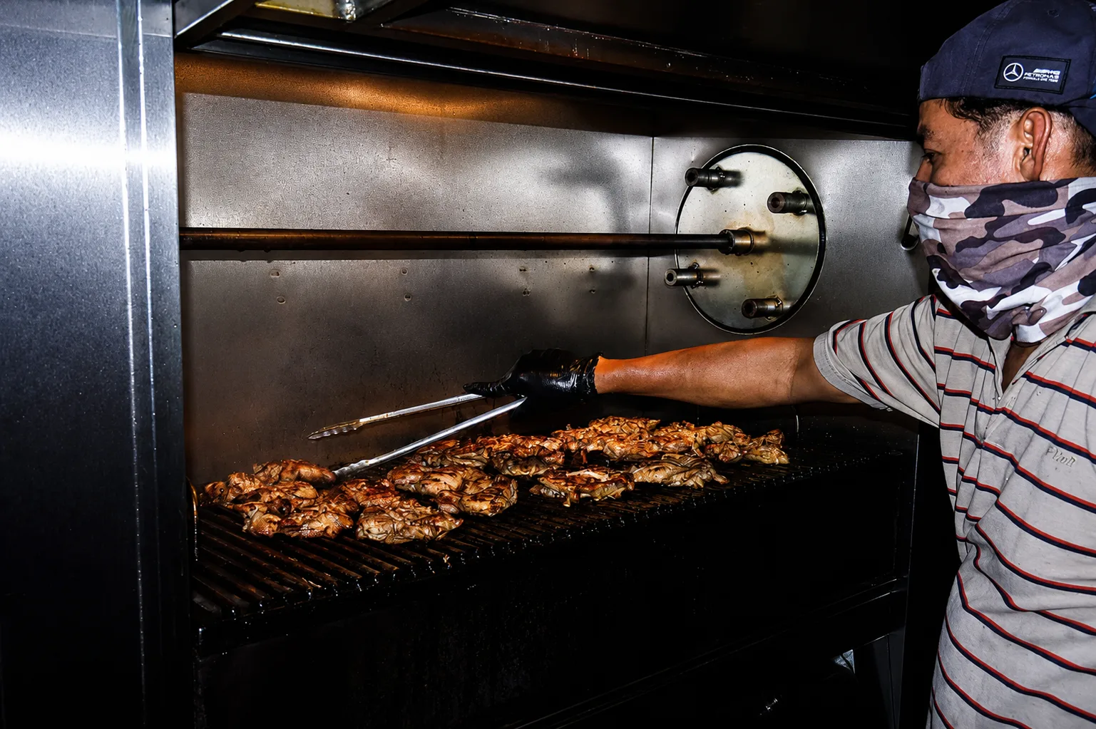 Minions Burger & Grill Aruba — al fuego
