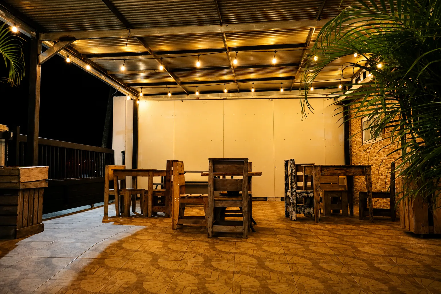 Minions Burger & Grill — el patio